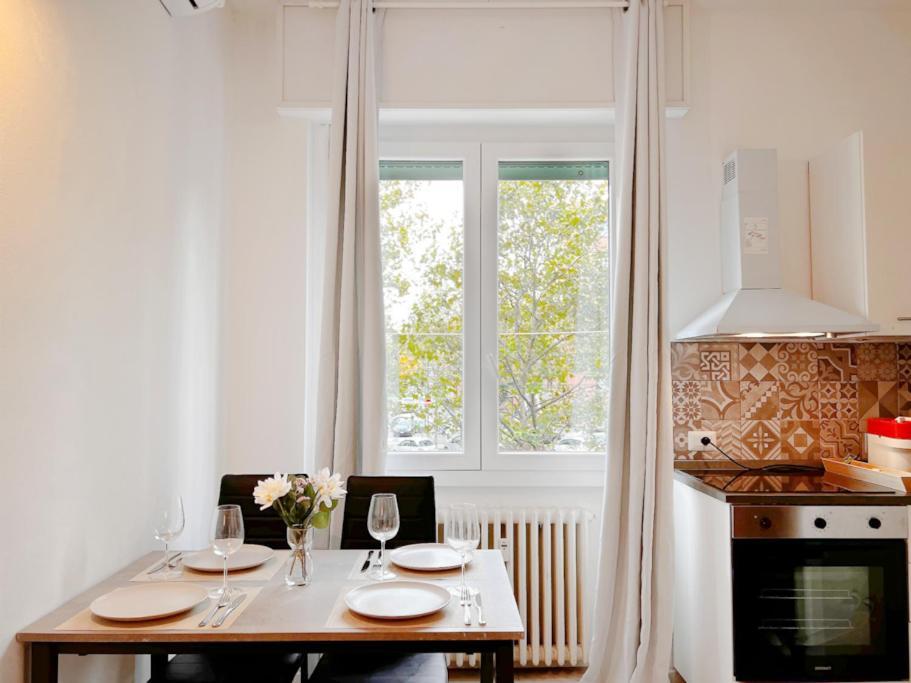 20 Min Duomo - Modern Apartment Milano Ngoại thất bức ảnh
